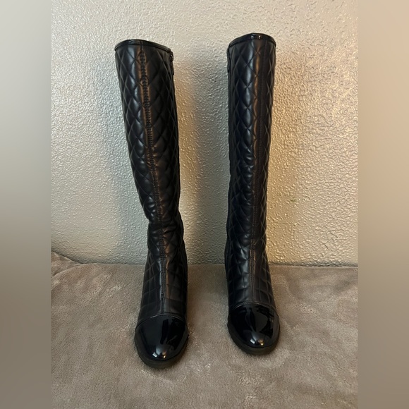 Platform Quilted Boots - Picture 6 of 7